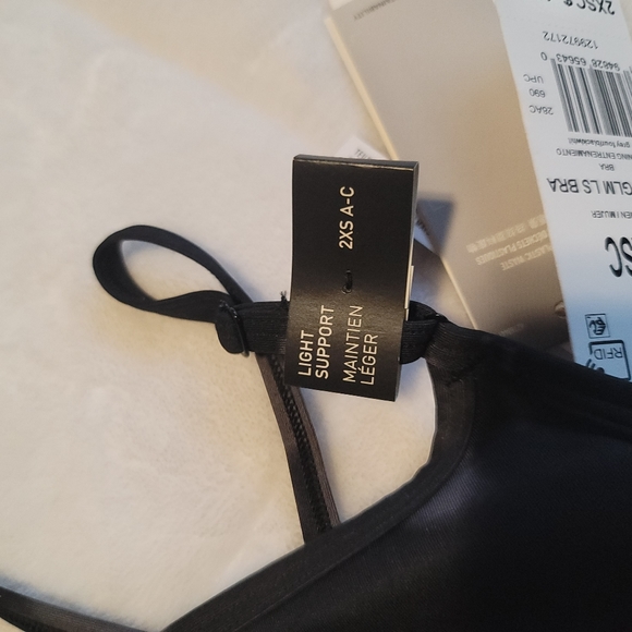 NWT Adidas Sports Bra - Picture 3 of 4